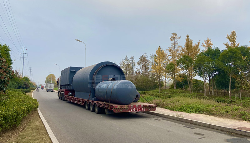 廢輪胎煉油設備裝車發出 廢輪胎煉油設備裝車發出